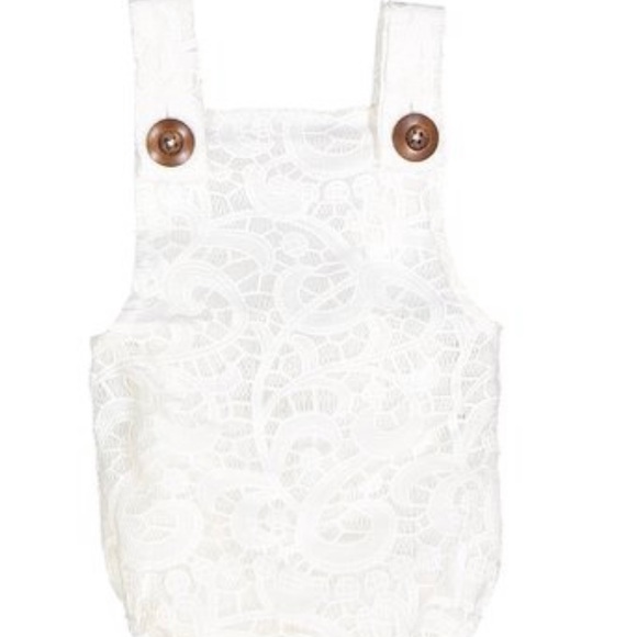 Sado | Darling White Lace Romper | 0-3 Months - Picture 2 of 9